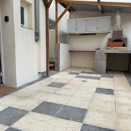 F2 Individuel Plain-pied 3 Couchages * Metz