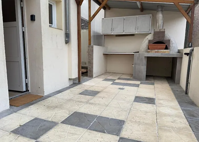 F2 Individuel Plain-pied 3 Couchages * Metz